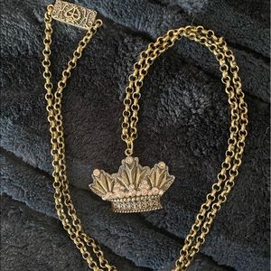VSA Kardashian Collection Crown Necklace